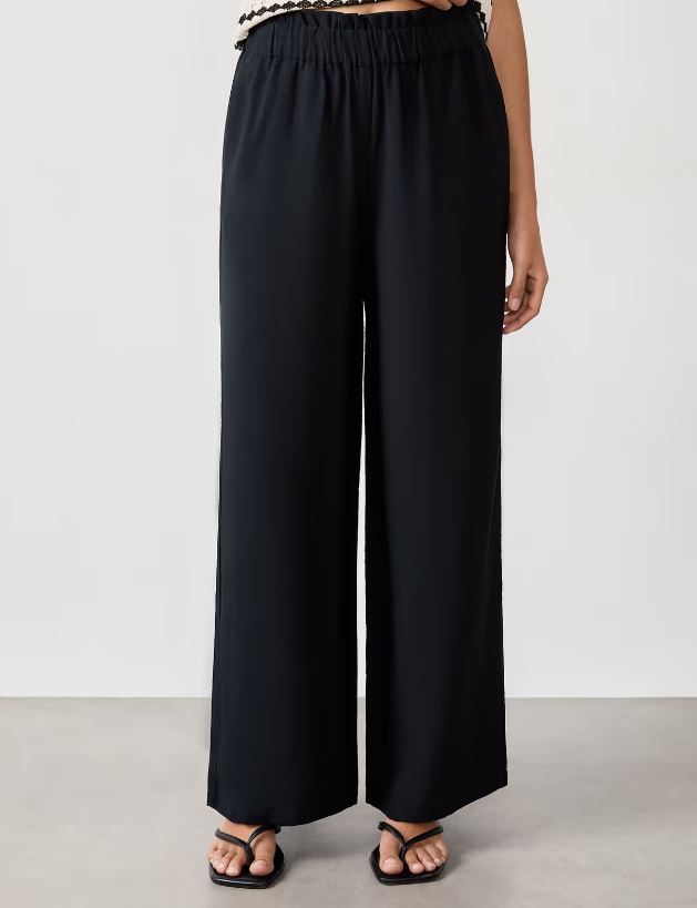Pantalón ancho