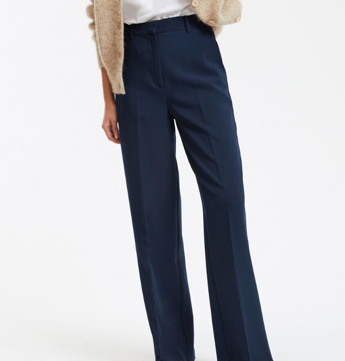 Pantalón ancho
