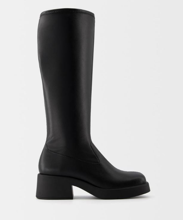 Bota plana