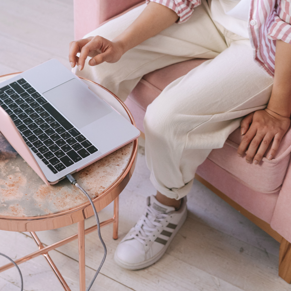 Personalitia - cómo vestir en una oficina informal