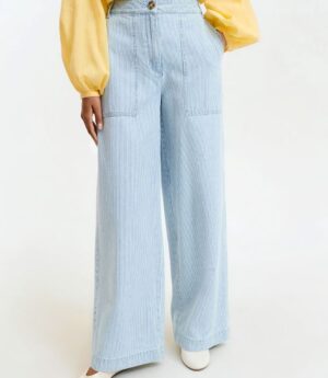 Pantalones pernera ancha